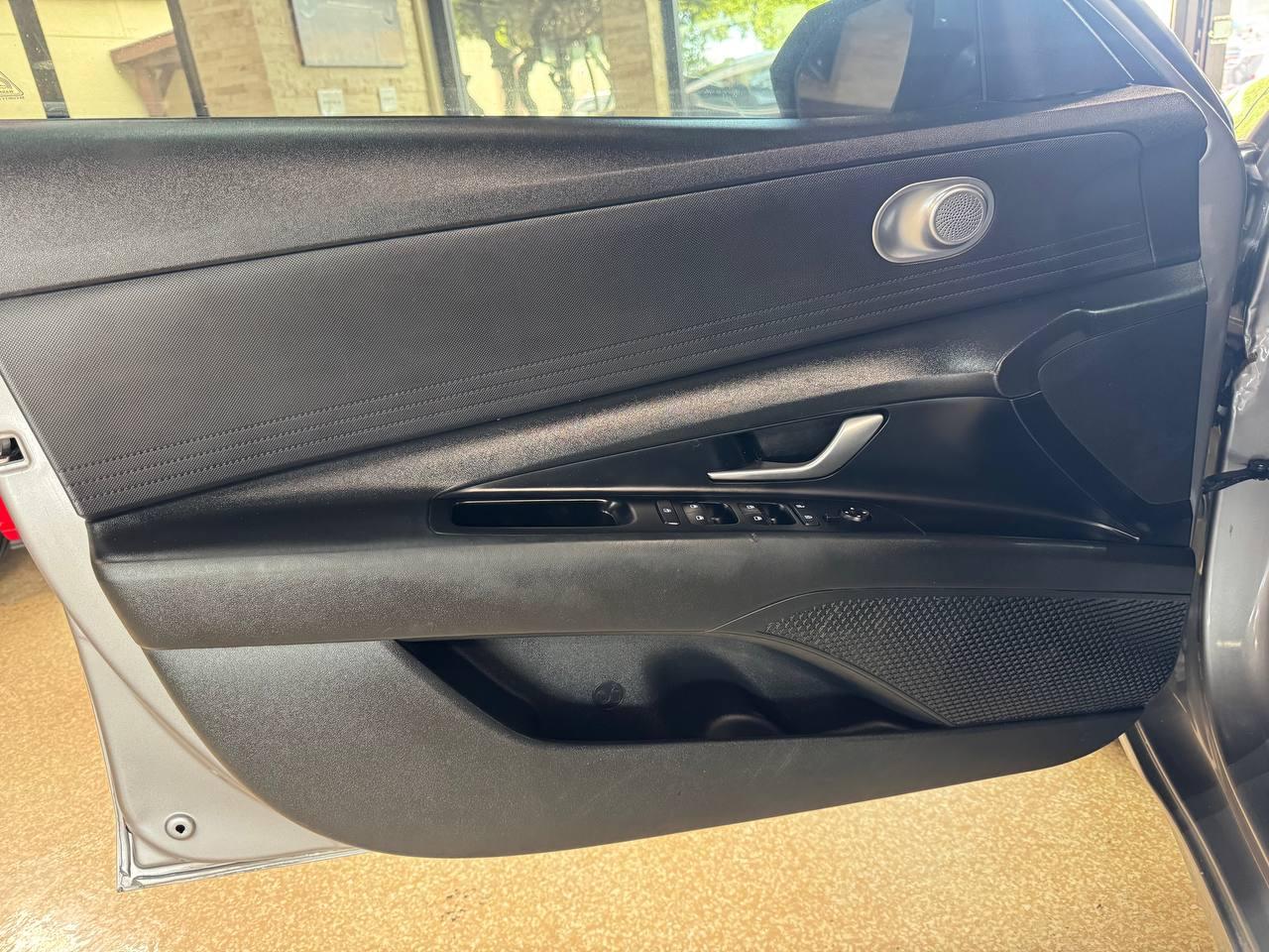 Hyundai Elantra SEL IVT 2023