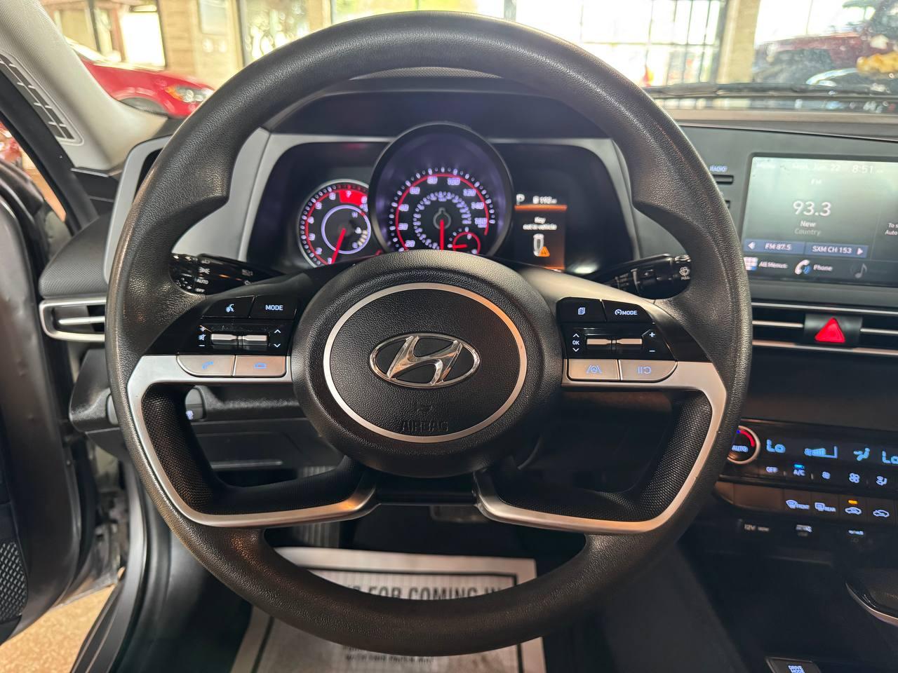 Hyundai Elantra SEL IVT 2023