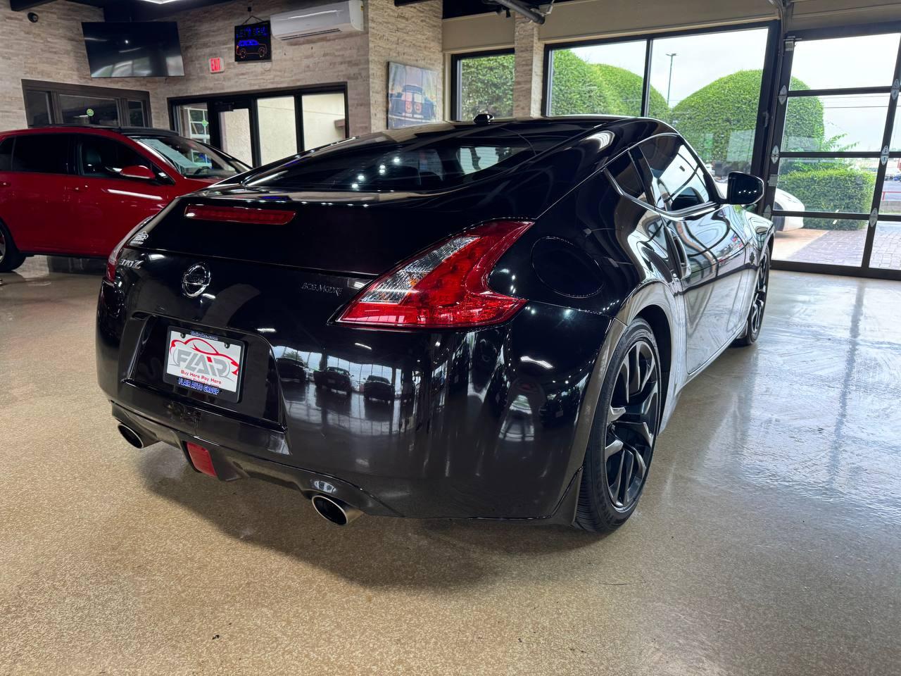 Nissan 370Z 2dr Cpe Auto Touring 2016