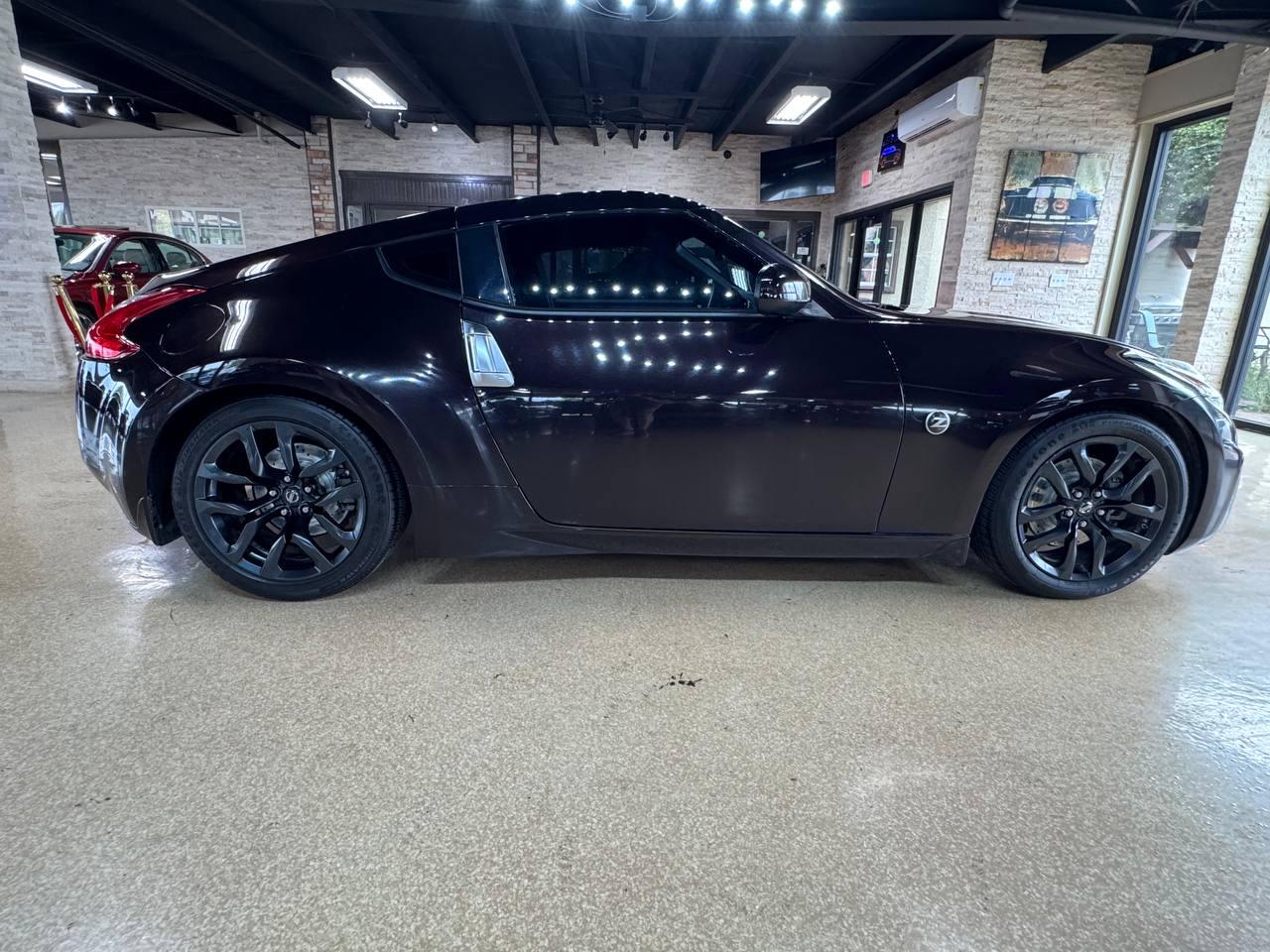 Nissan 370Z 2dr Cpe Auto Touring 2016