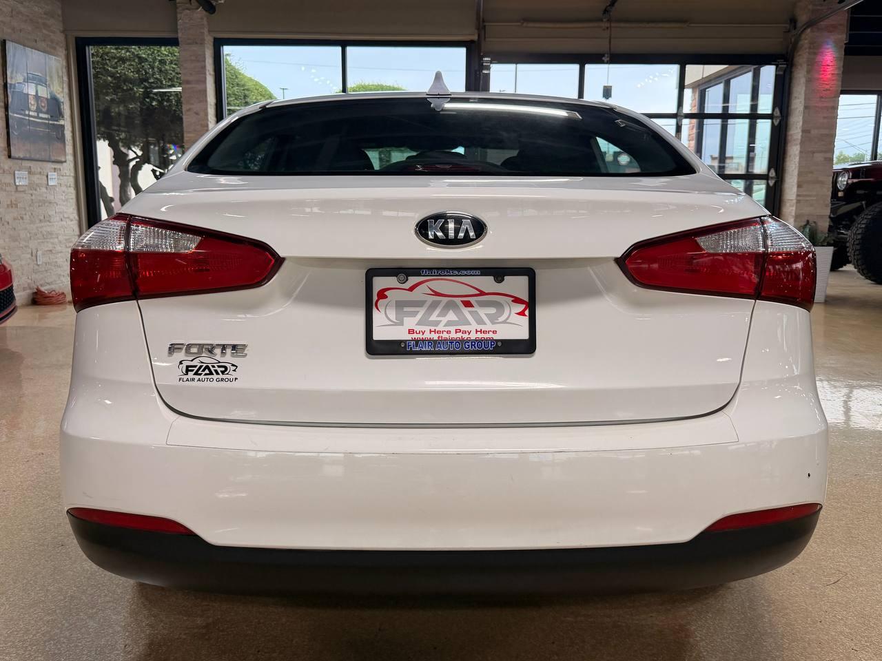 Kia Forte 4dr Sdn Auto LX 2016
