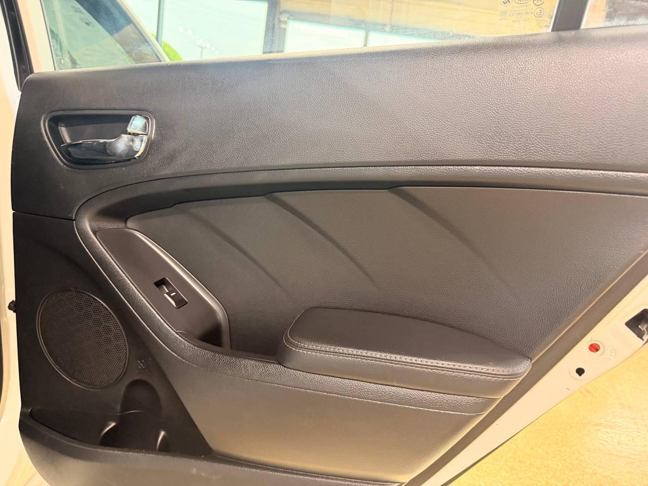Kia Forte 4dr Sdn Auto LX 2016