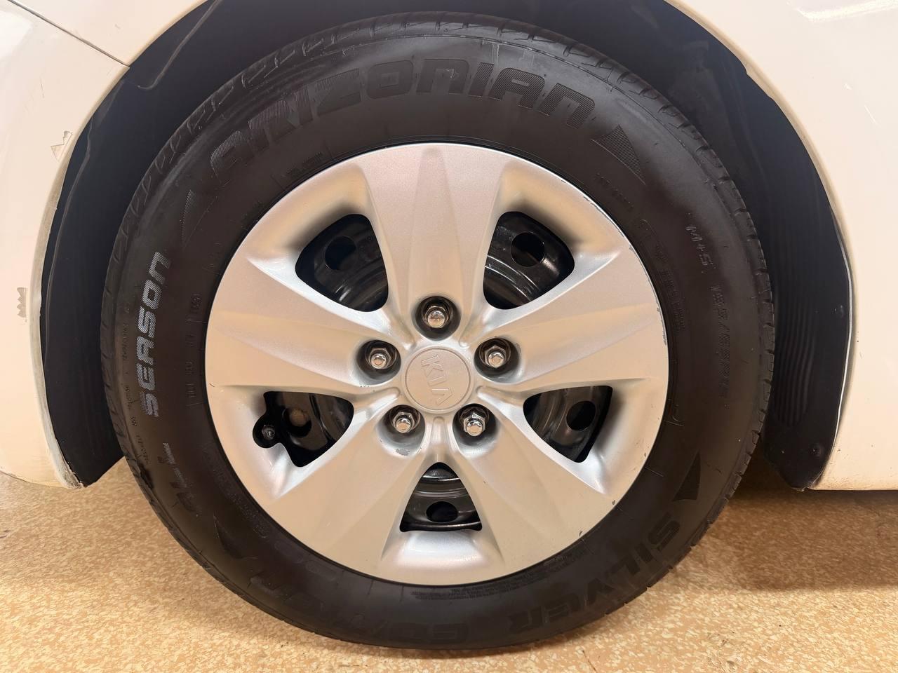 Kia Forte 4dr Sdn Auto LX 2016