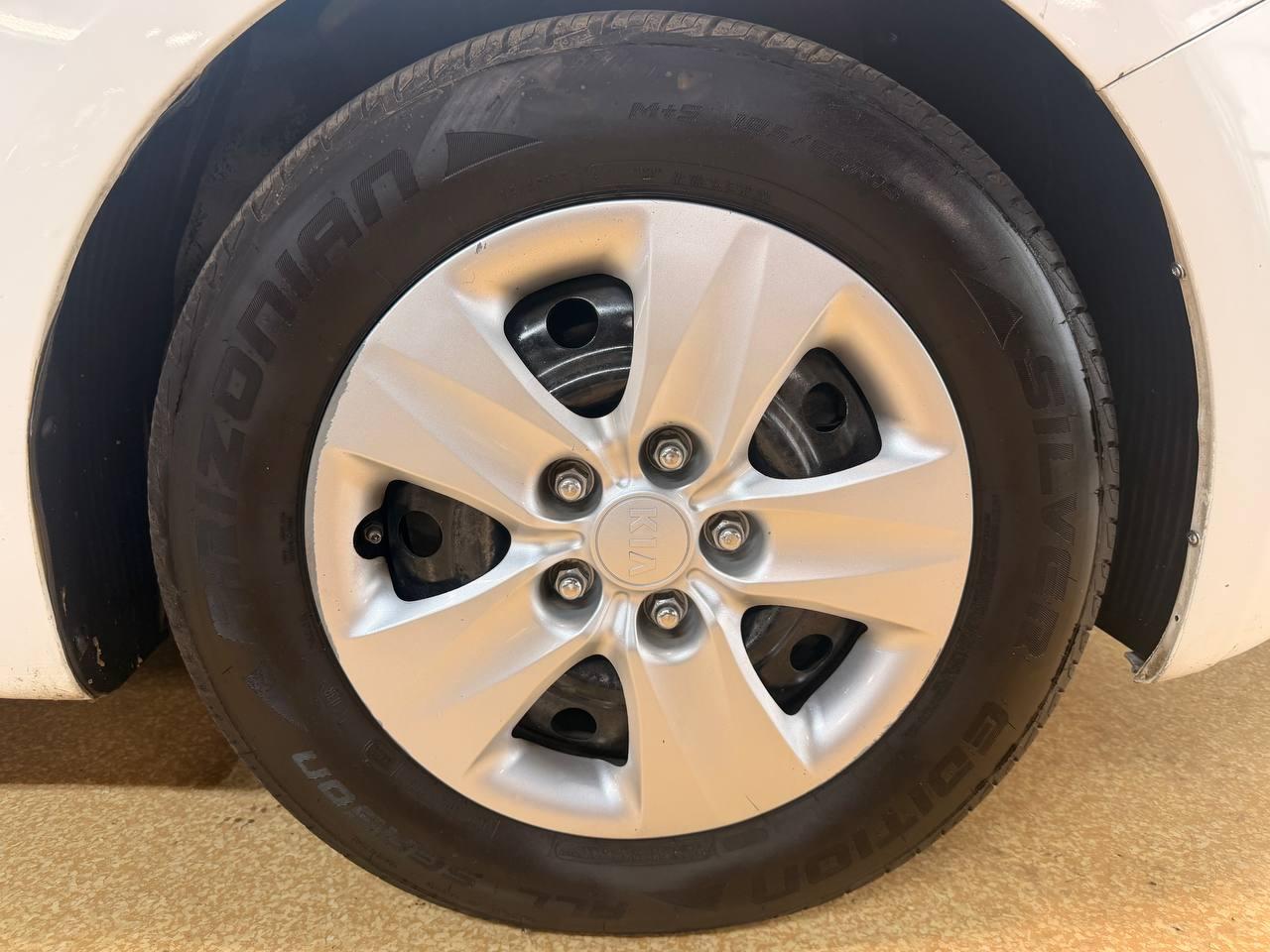 Kia Forte 4dr Sdn Auto LX 2016