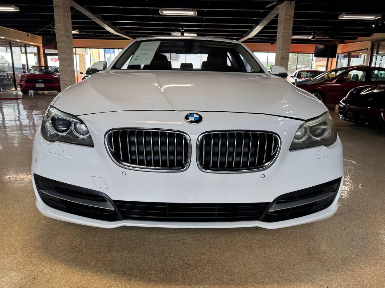 BMW 5 Series 4dr Sdn 535i RWD 2014