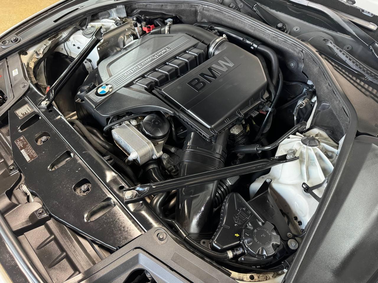 BMW 5 Series 4dr Sdn 535i RWD 2014