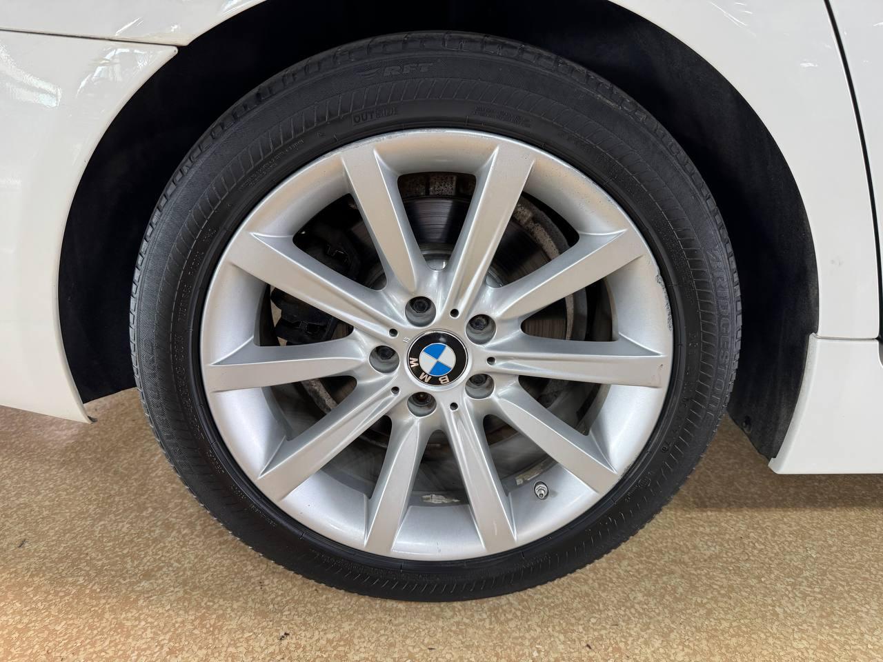 BMW 5 Series 4dr Sdn 535i RWD 2014