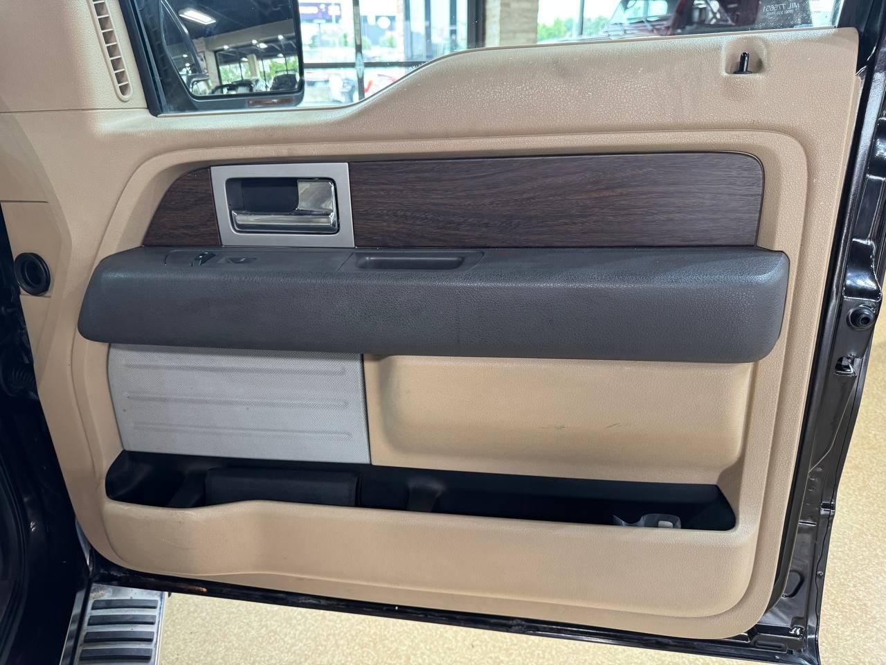 Ford F-150 2WD SuperCrew 145" King Ranch 2014