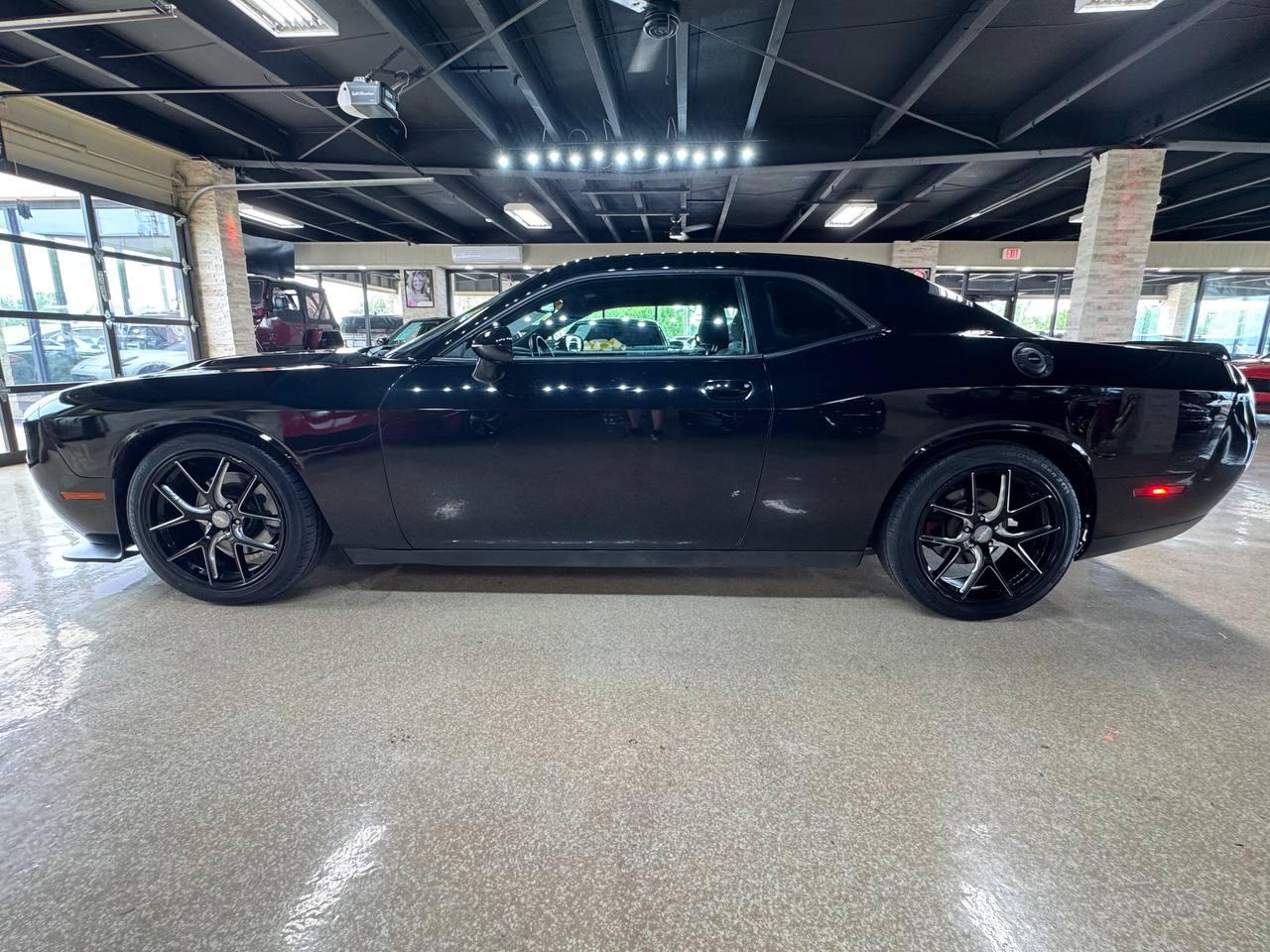 Dodge Challenger 2dr Cpe R/T 2015