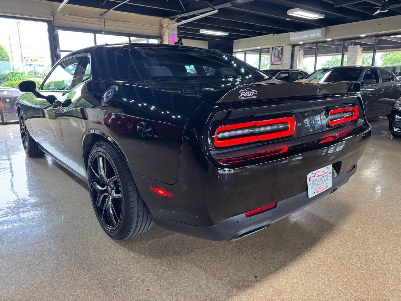 Dodge Challenger 2dr Cpe R/T 2015