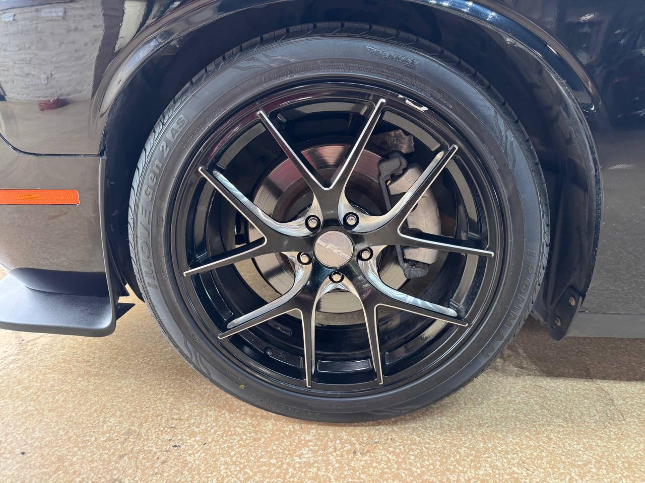 Dodge Challenger 2dr Cpe R/T 2015