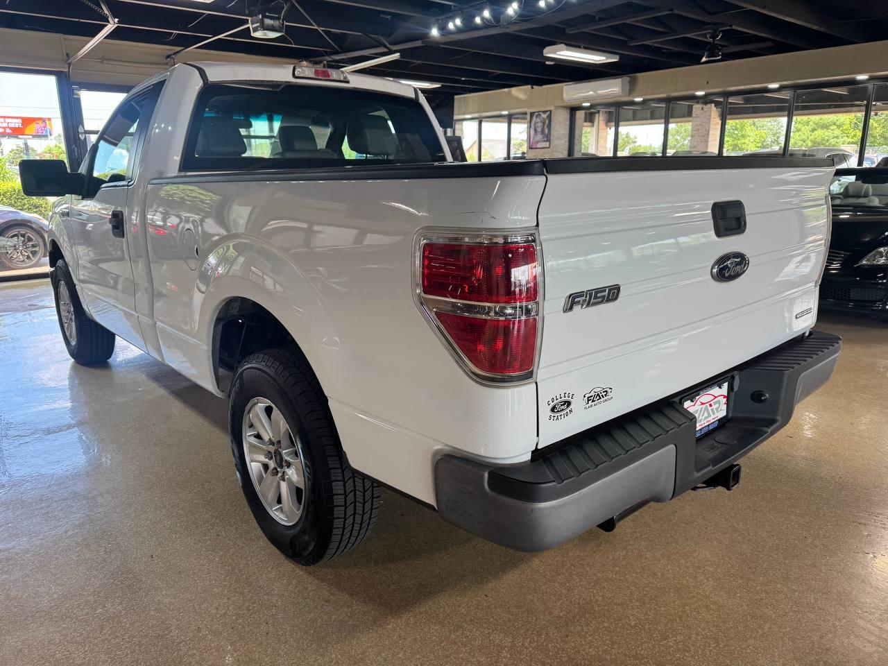 Ford F-150 2WD Reg Cab 126" XLT 2013