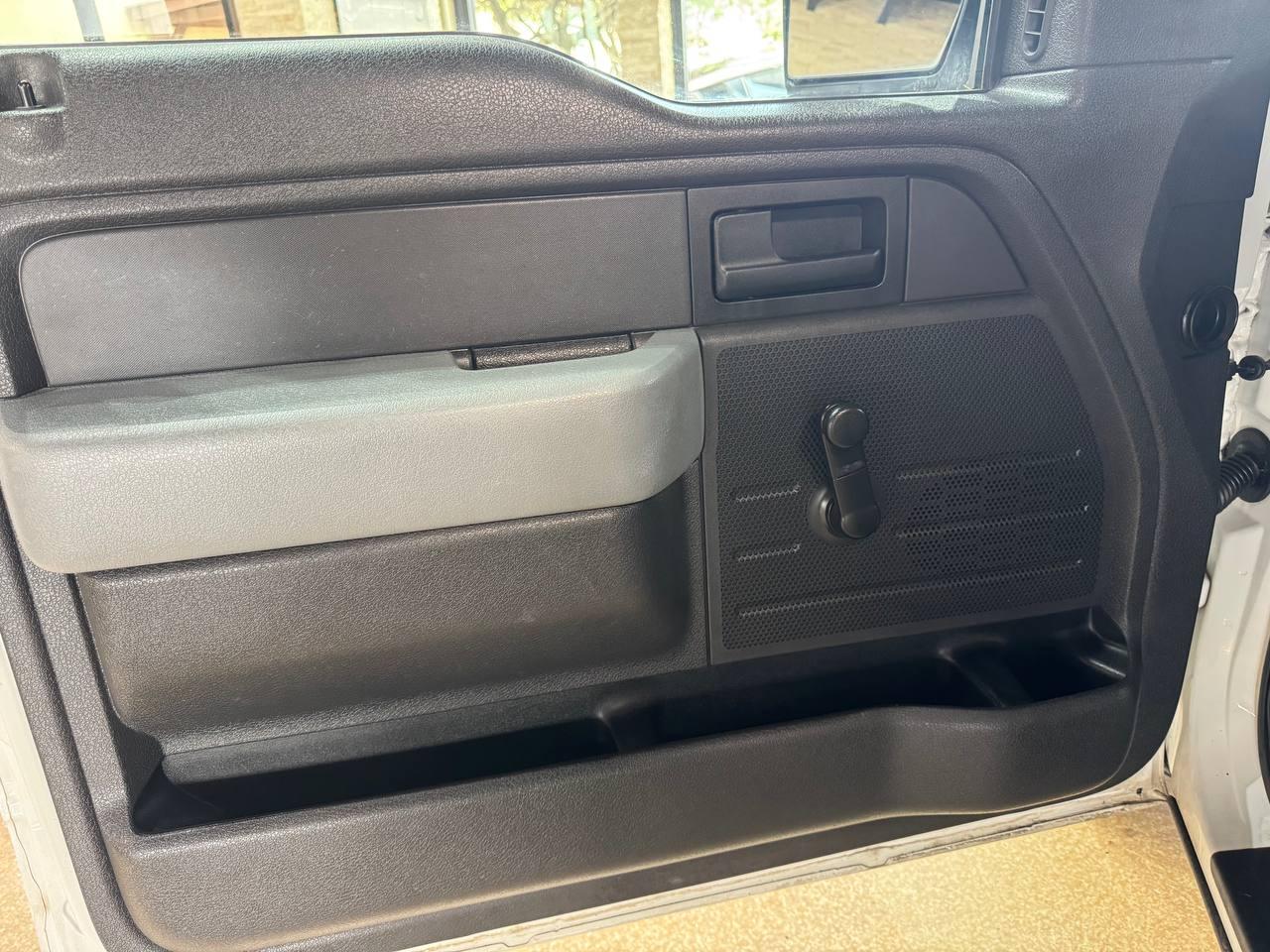 Ford F-150 2WD Reg Cab 126" XLT 2013