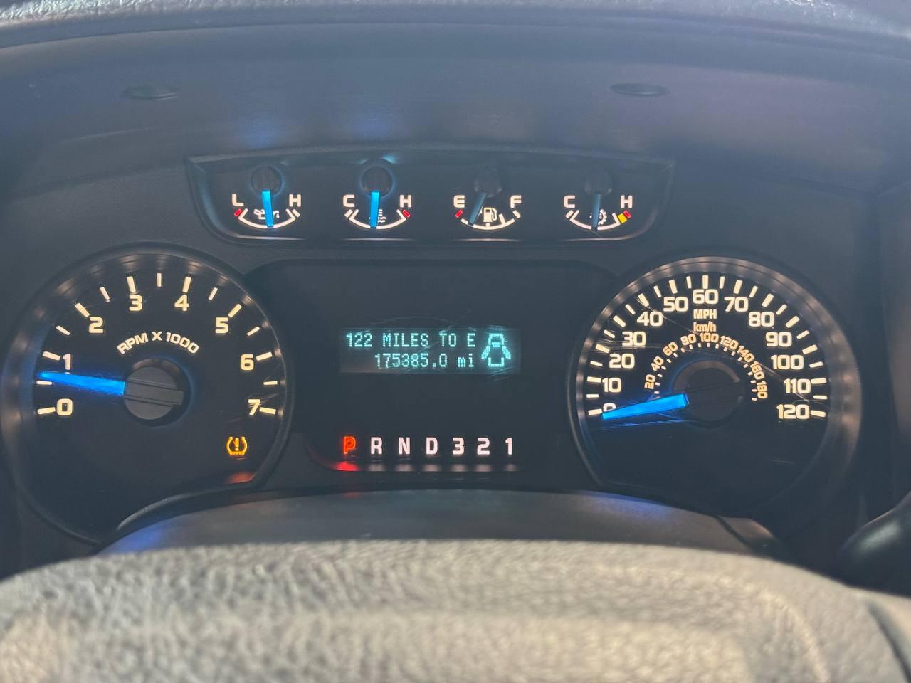 Ford F-150 2WD Reg Cab 126" XLT 2013