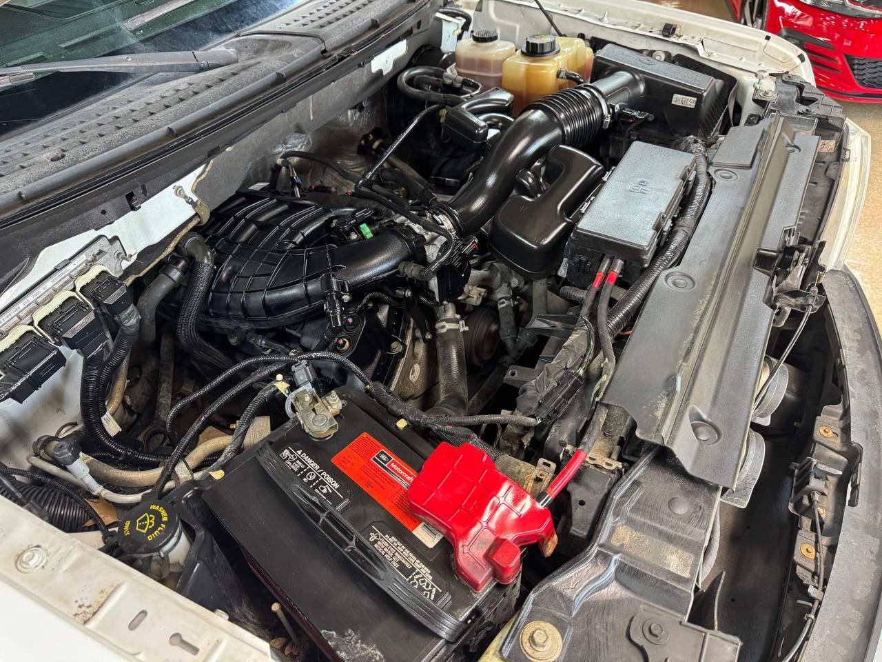 Ford F-150 2WD Reg Cab 126" XLT 2013