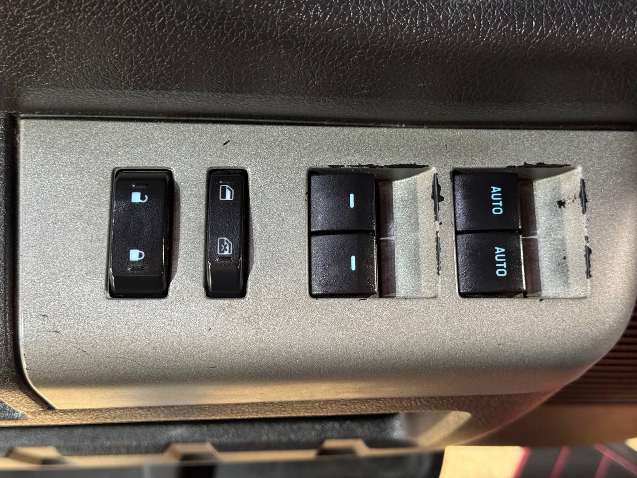 Ford Super Duty F-250 SRW 4WD Crew Cab 172" Lariat 2016