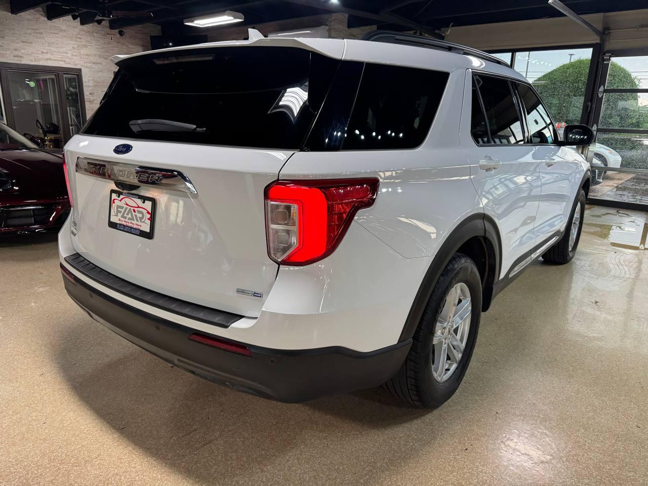 Ford Explorer XLT 4WD 2020