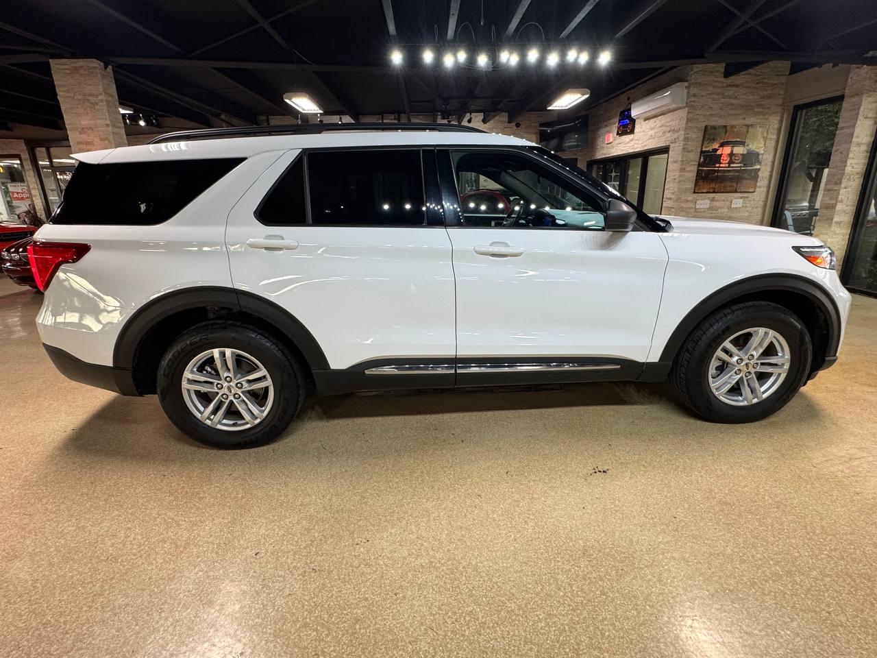 Ford Explorer XLT 4WD 2020