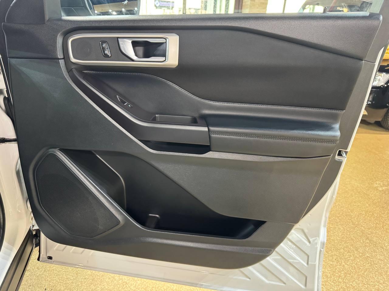 Ford Explorer XLT 4WD 2020