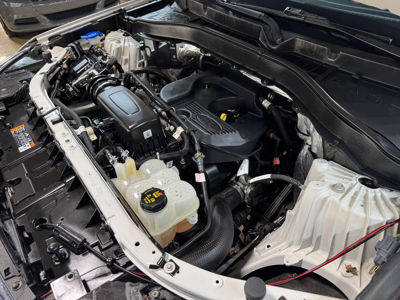 Ford Explorer XLT 4WD 2020