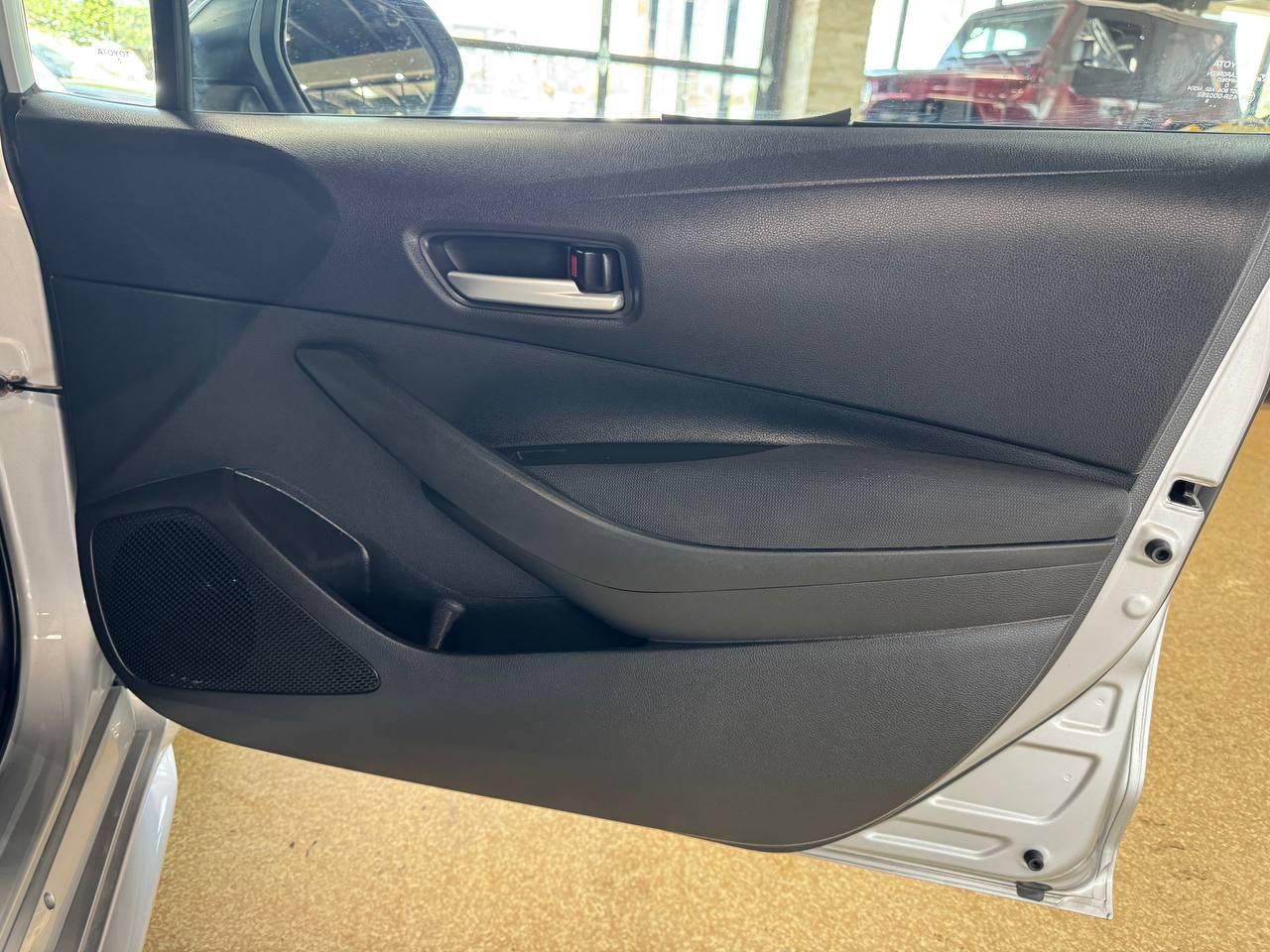 Toyota Corolla LE CVT (Natl) 2021