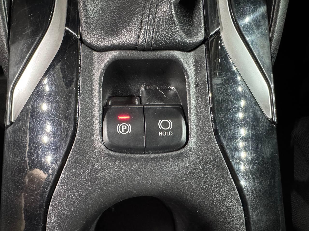 Toyota Corolla LE CVT (Natl) 2021