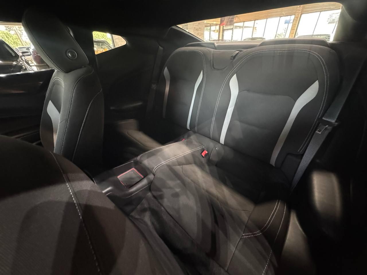 Chevrolet Camaro 2dr Cpe 1LT 2020