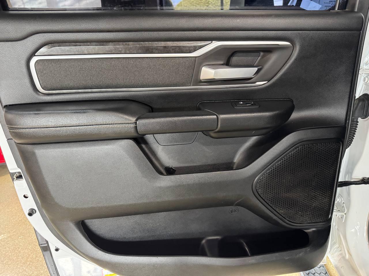 RAM 1500 Big Horn/Lone Star 4x2 Crew Cab 5'7" Box 2019