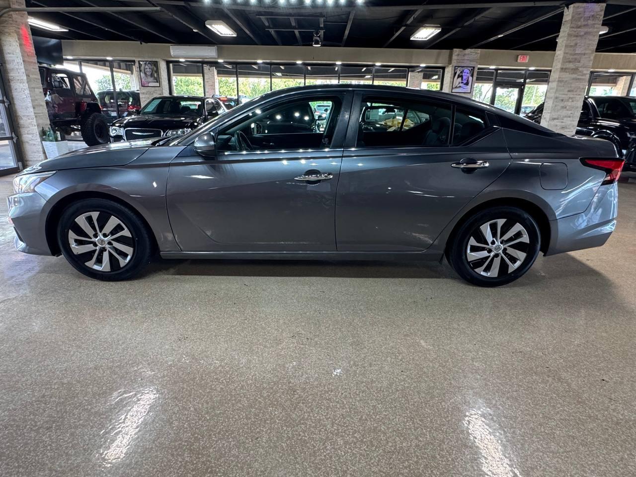Nissan Altima 2.5 S Sedan 2019