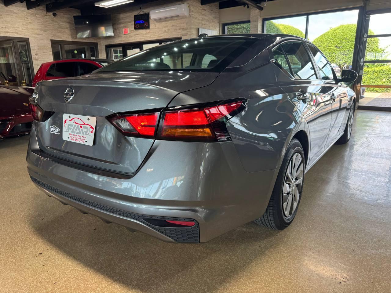 Nissan Altima 2.5 S Sedan 2019