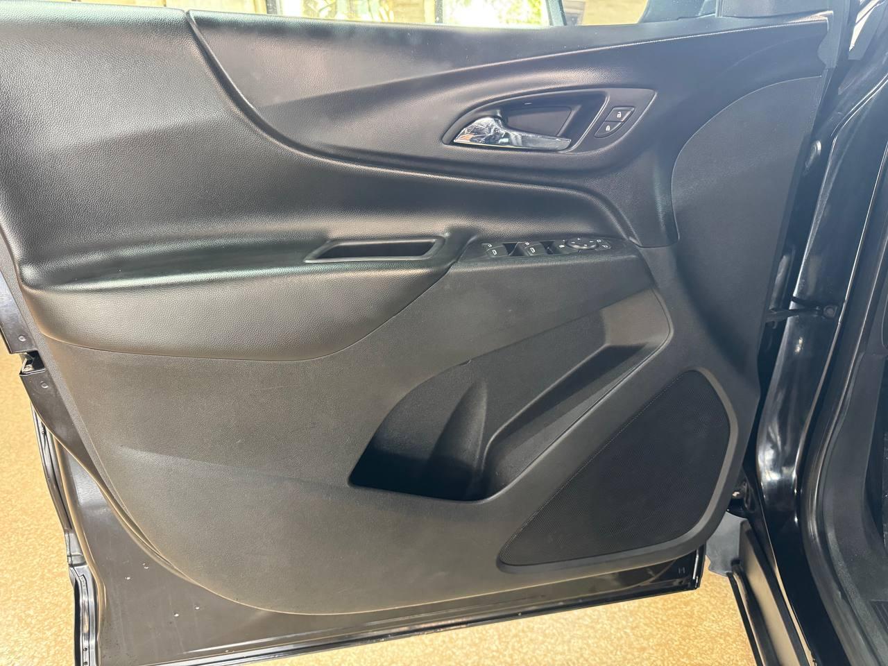 Chevrolet Equinox AWD 4dr LT w/1LT 2020