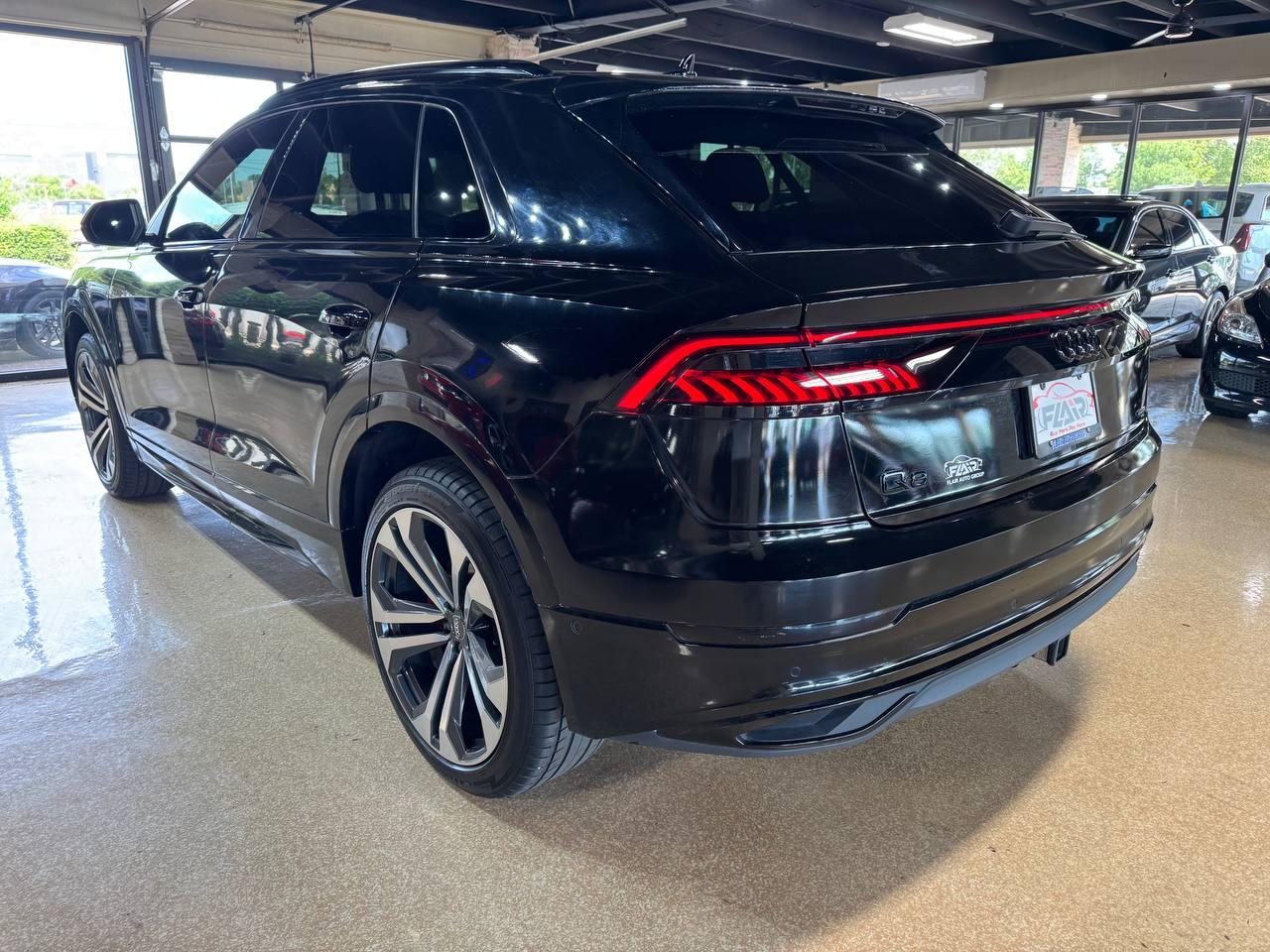 Audi Q8 Premium Plus 55 TFSI quattro 2019