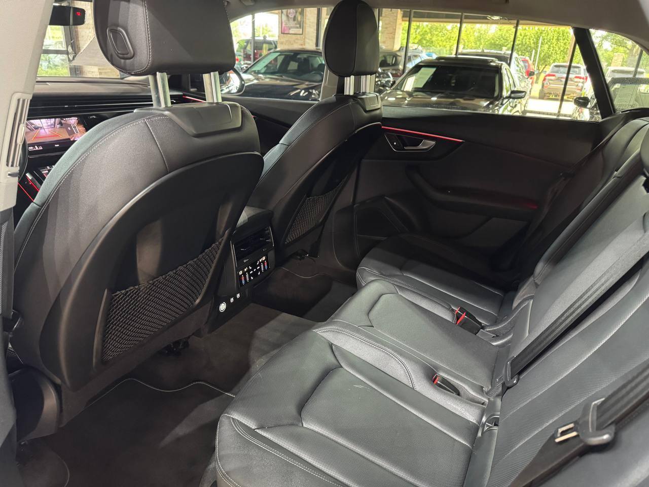 Audi Q8 Premium Plus 55 TFSI quattro 2019