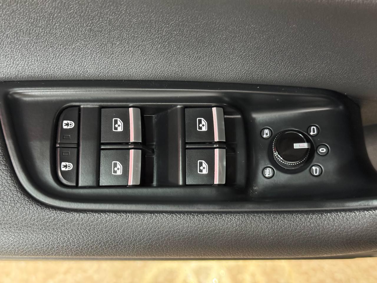 Audi Q8 Premium Plus 55 TFSI quattro 2019