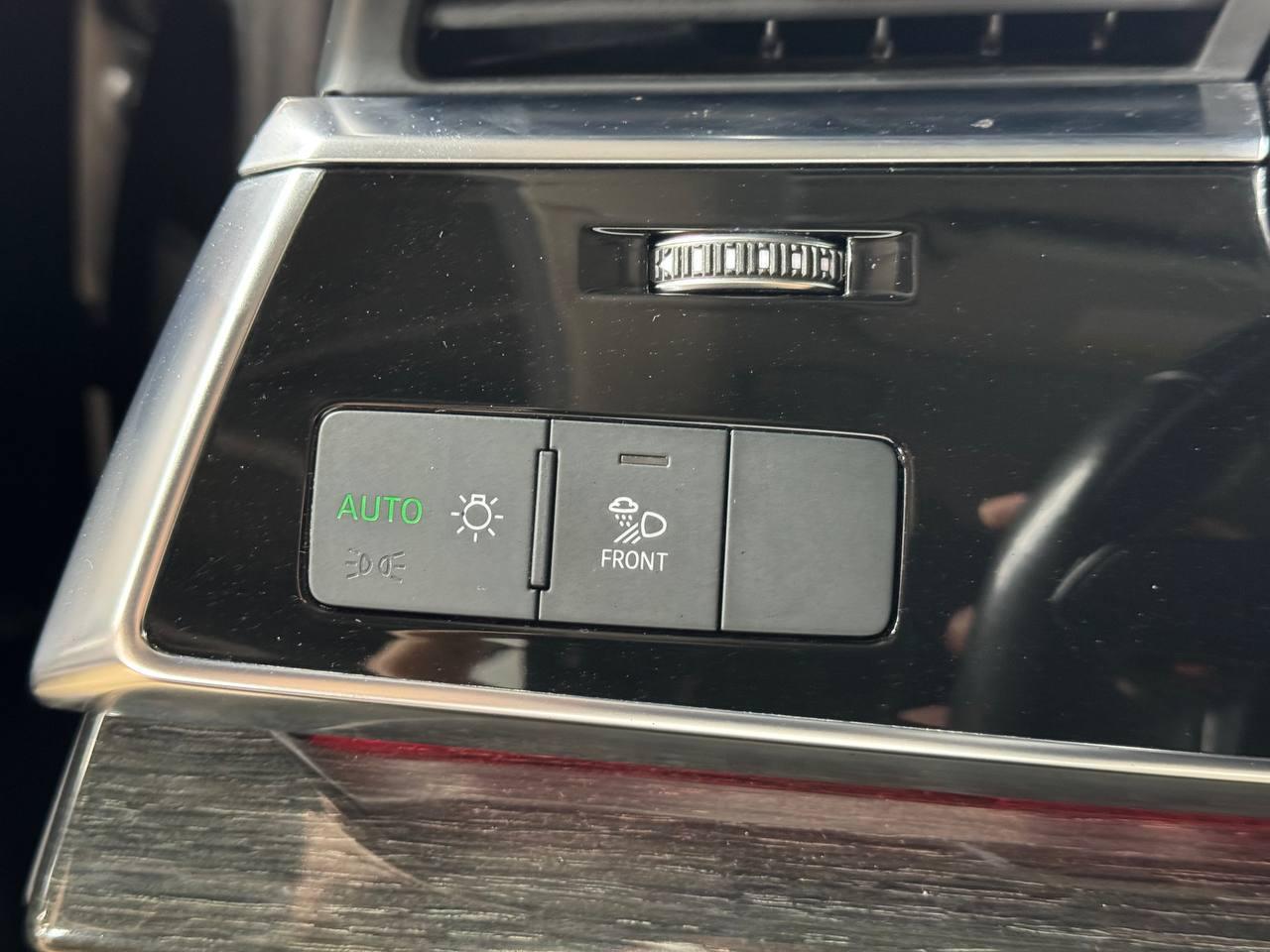 Audi Q8 Premium Plus 55 TFSI quattro 2019