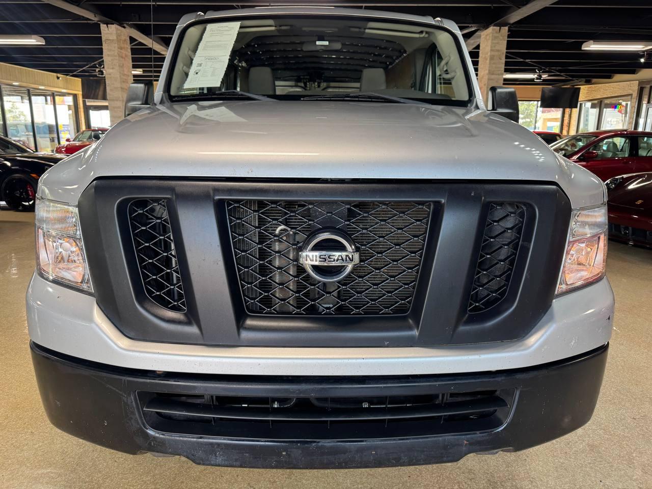 Nissan NV Cargo NV1500 Standard Roof V6 SV 2017