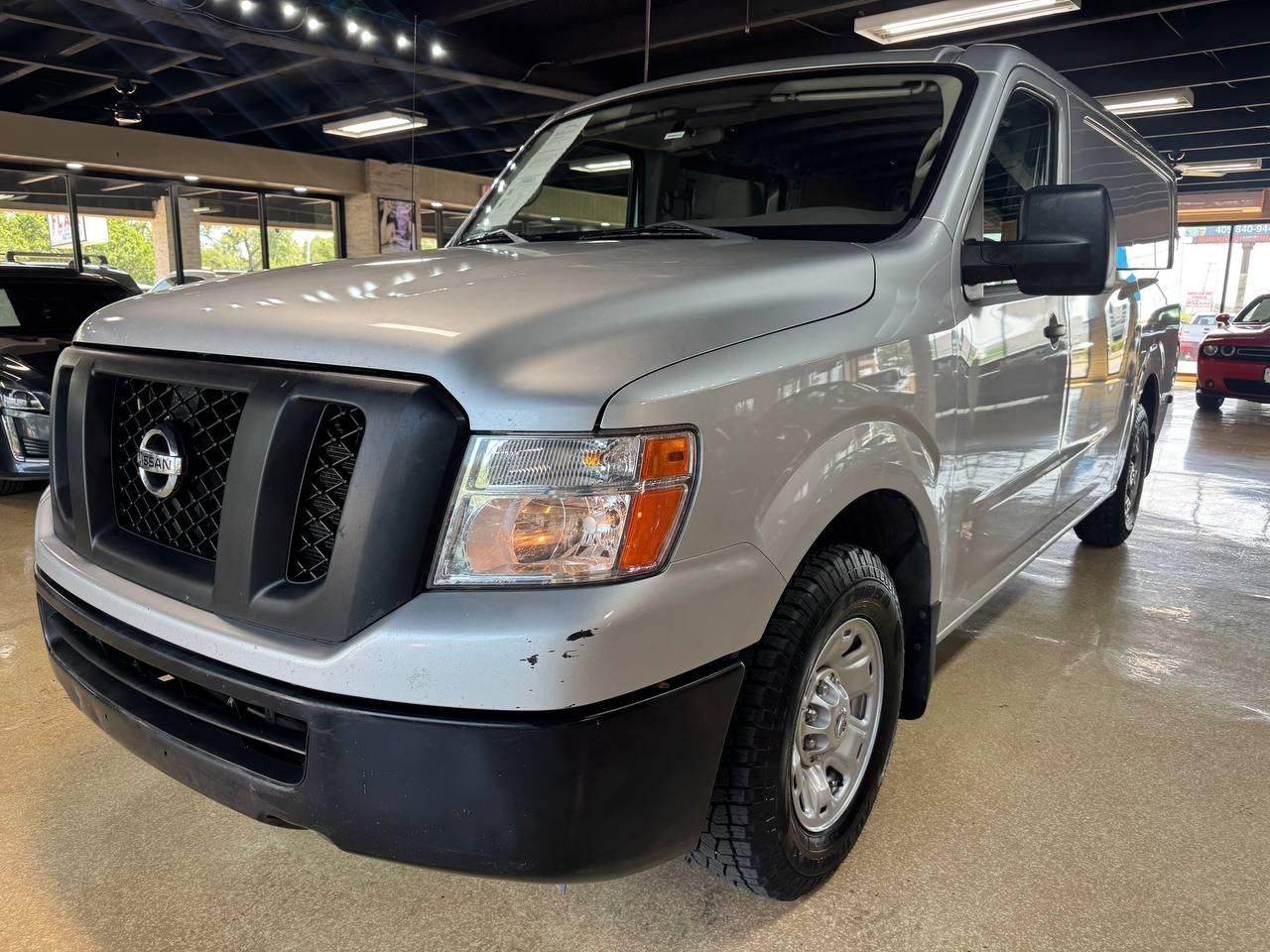 Nissan NV Cargo NV1500 Standard Roof V6 SV 2017