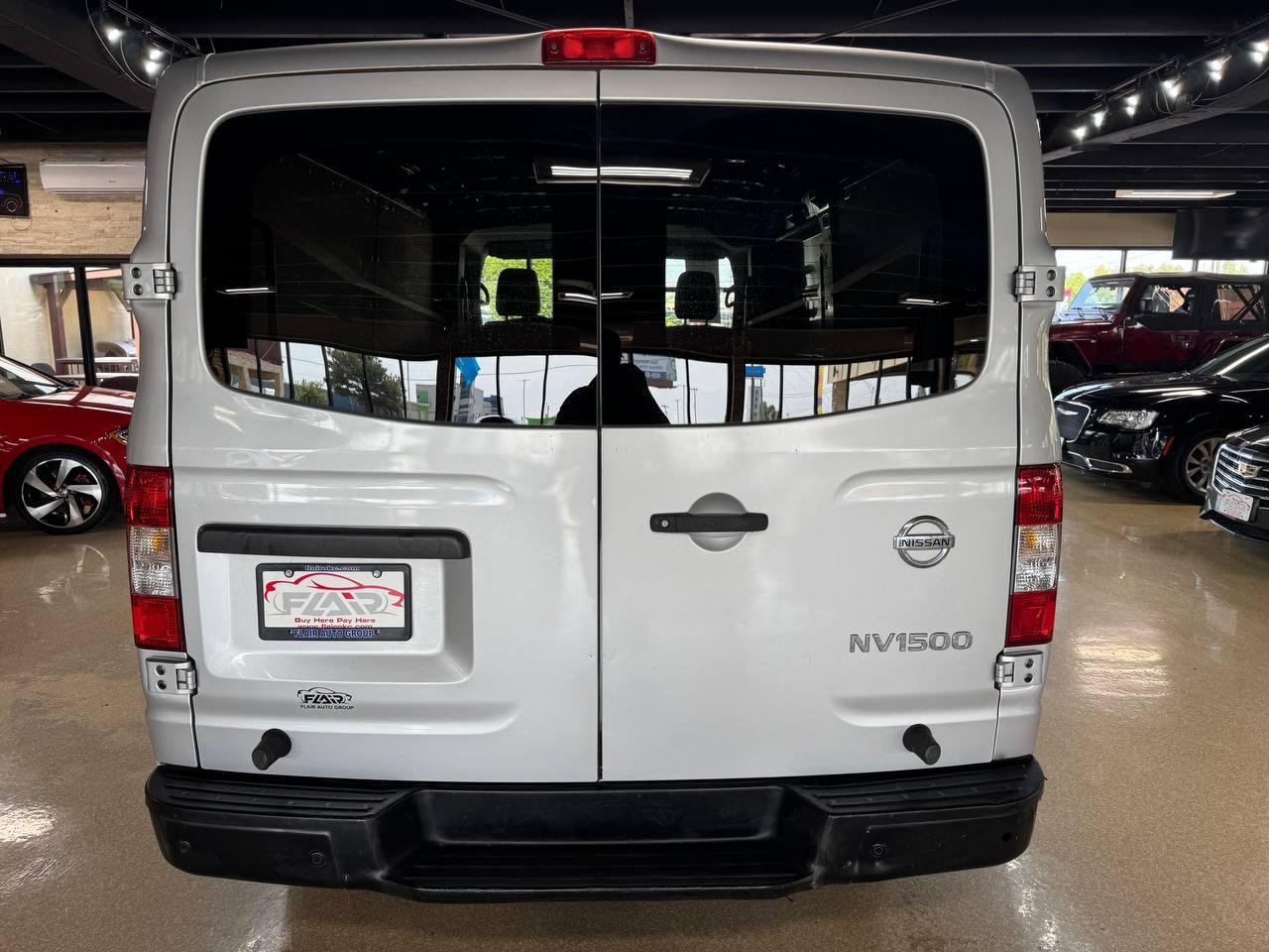 Nissan NV Cargo NV1500 Standard Roof V6 SV 2017