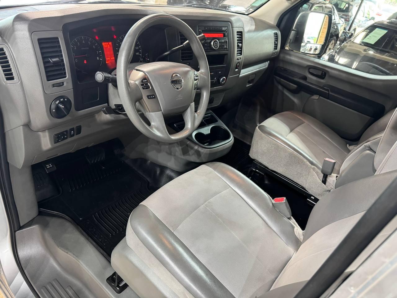 Nissan NV Cargo NV1500 Standard Roof V6 SV 2017