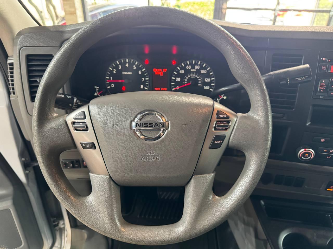 Nissan NV Cargo NV1500 Standard Roof V6 SV 2017