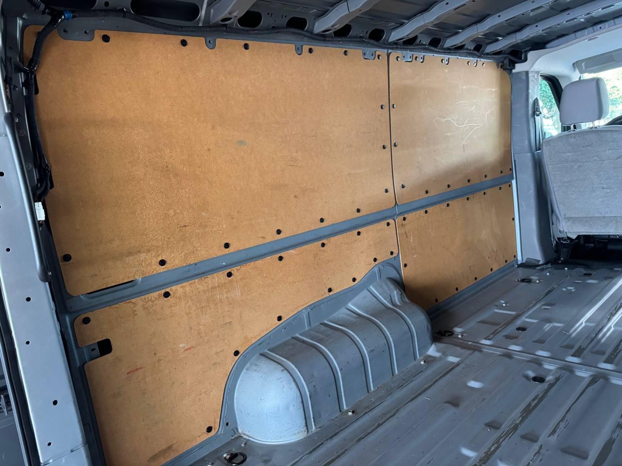 Nissan NV Cargo NV1500 Standard Roof V6 SV 2017