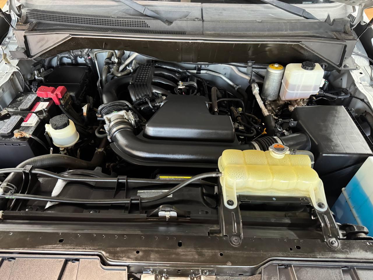 Nissan NV Cargo NV1500 Standard Roof V6 SV 2017