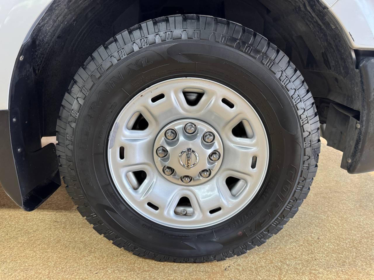 Nissan NV Cargo NV1500 Standard Roof V6 SV 2017