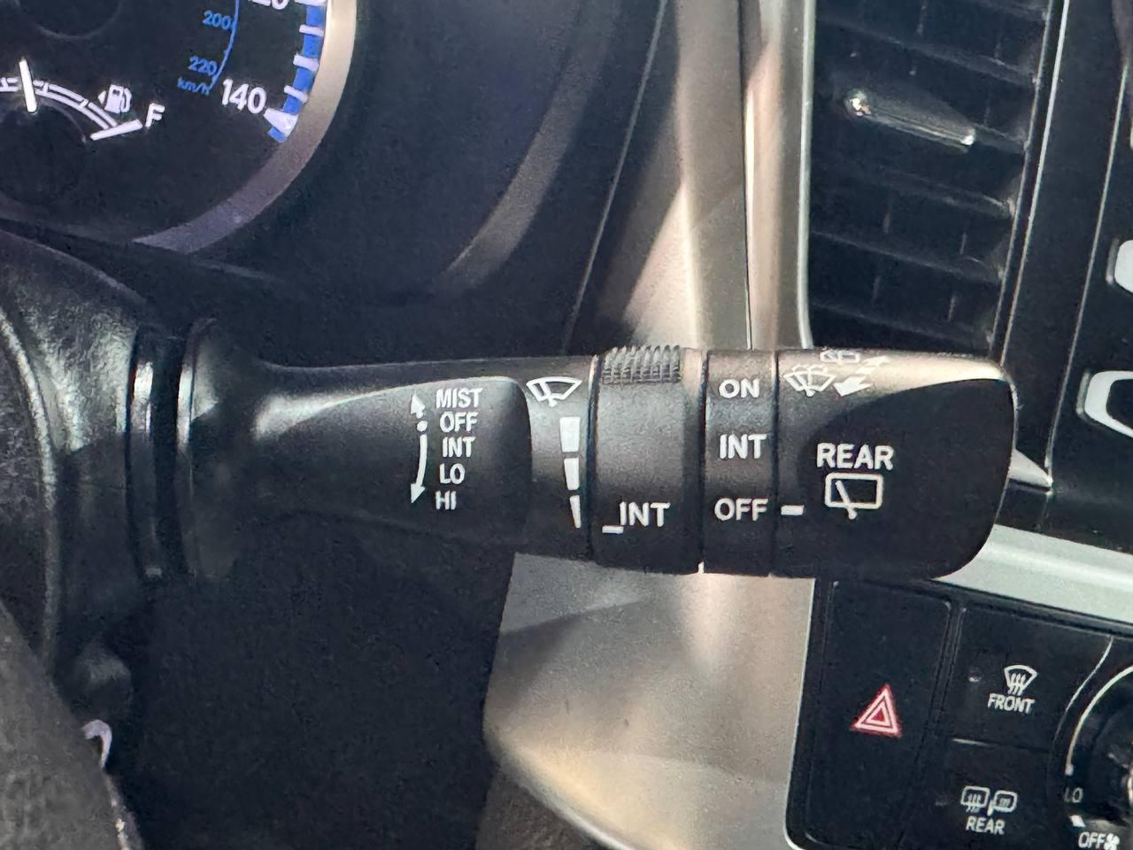 Toyota Highlander LE I4 FWD (Natl) 2017