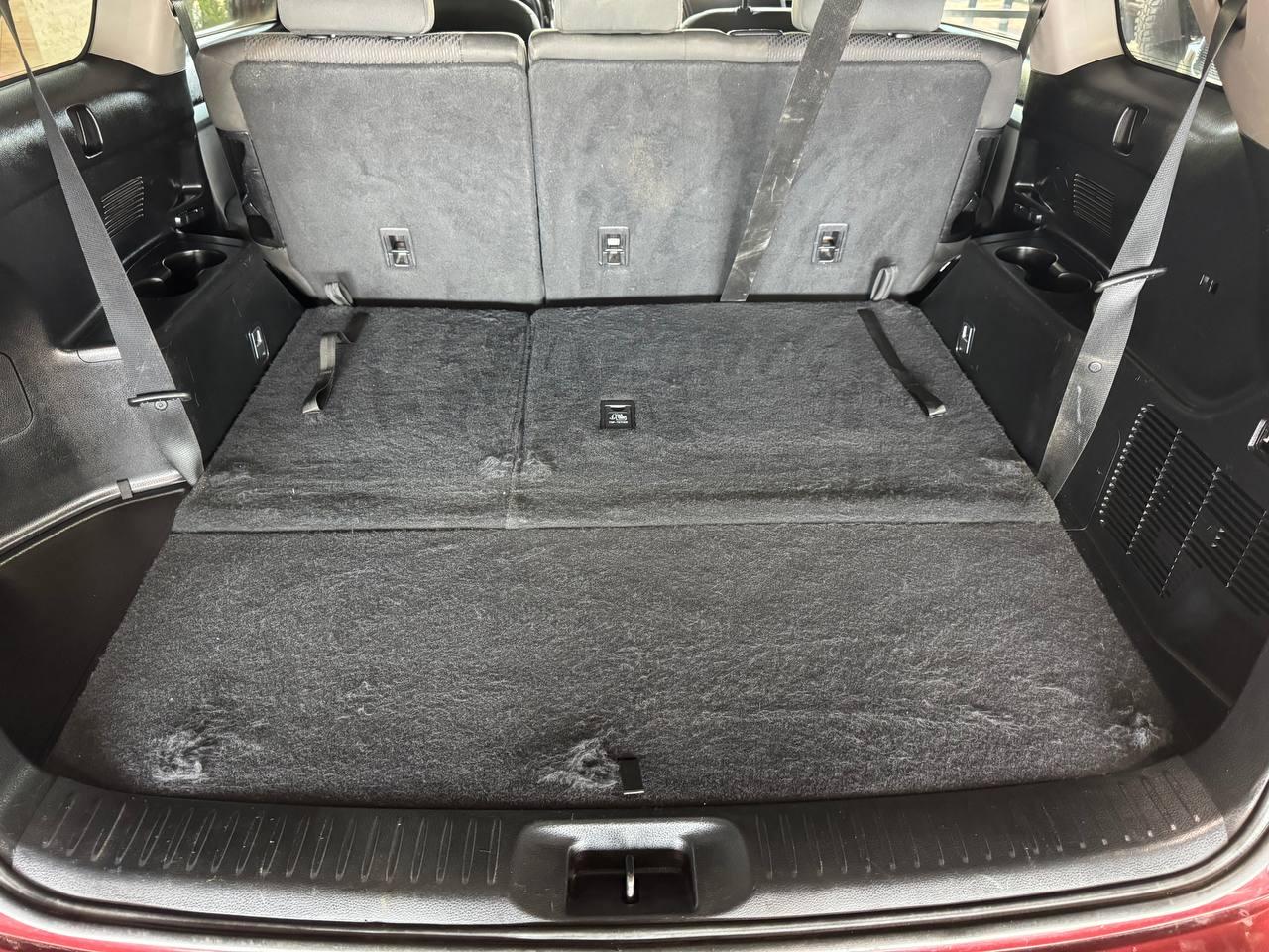 Toyota Highlander LE I4 FWD (Natl) 2017
