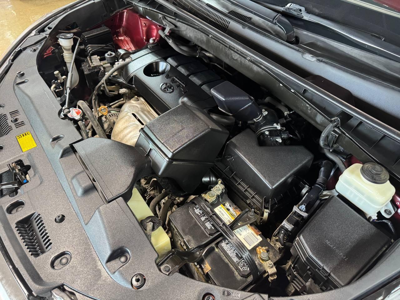 Toyota Highlander LE I4 FWD (Natl) 2017