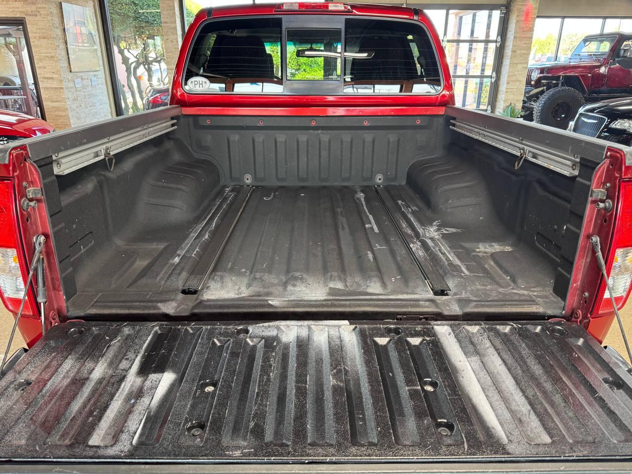 Nissan Frontier Crew Cab 4x4 PRO-4X Auto 2017