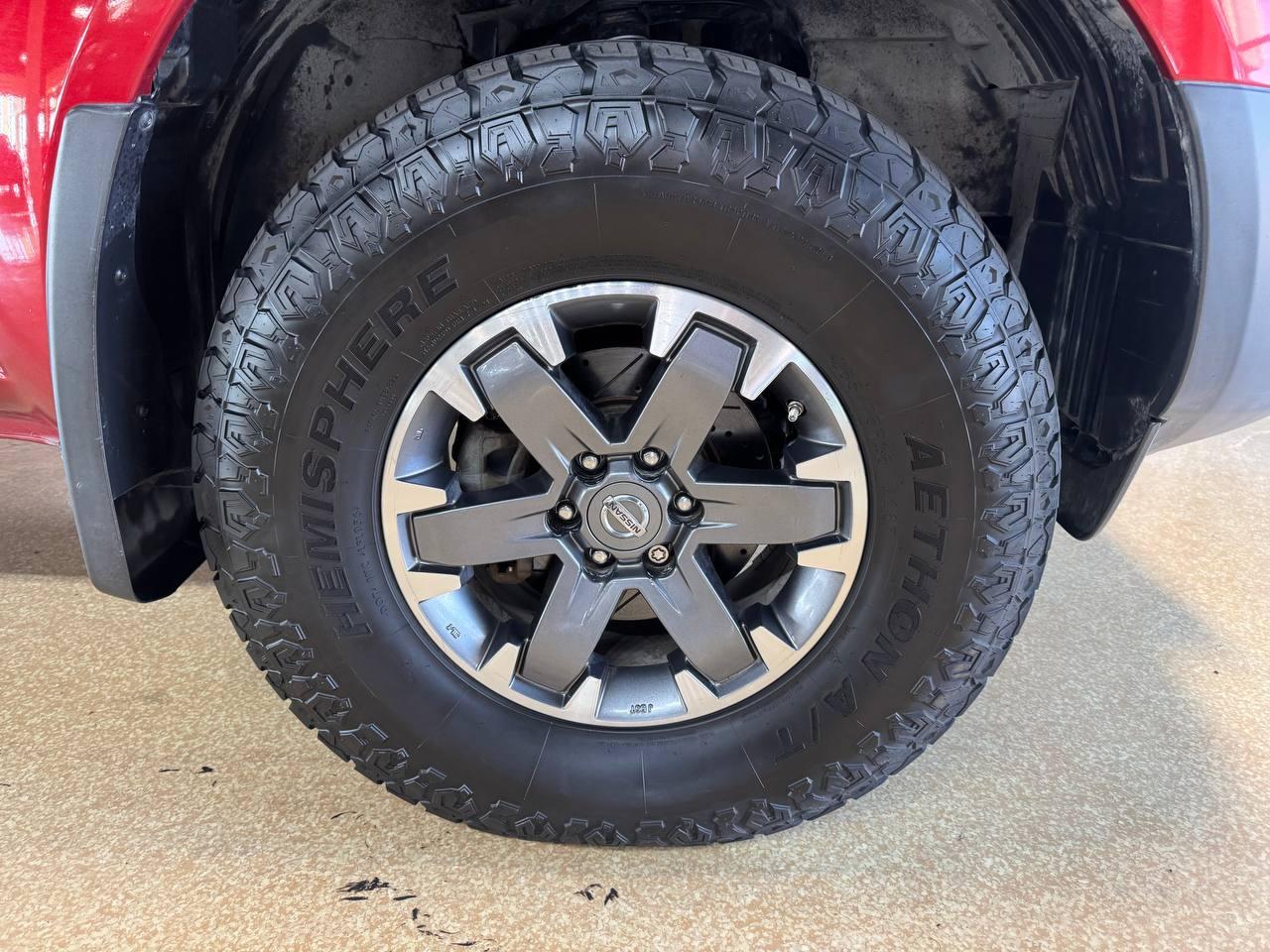 Nissan Frontier Crew Cab 4x4 PRO-4X Auto 2017