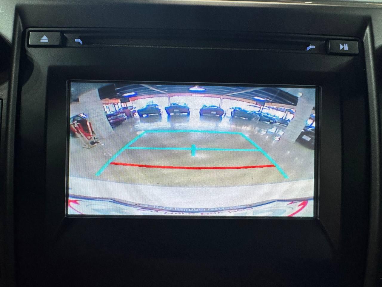 Toyota Camry XLE Auto (Natl) 2017