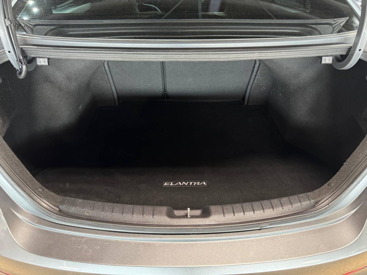 Hyundai Elantra SE 2.0L Auto (Ulsan) *Ltd Avail* 2017